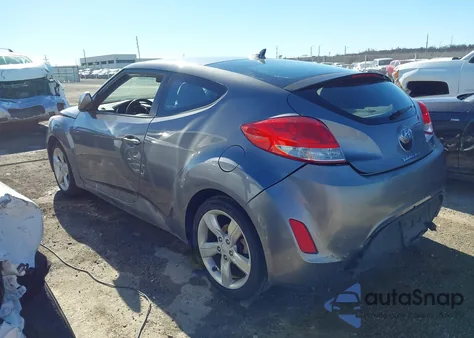 2014 Hyundai Veloster Base W/Black from USA, damaged, VIN KMHTC6AD8EU186522